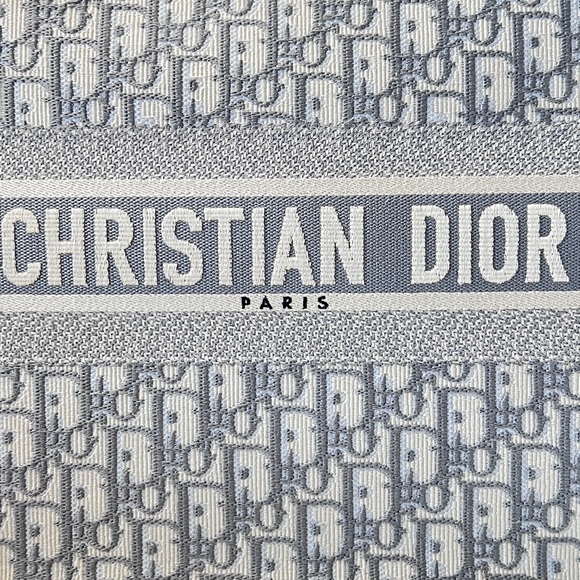 SOLD Authentic Christian Dior MEDIUM DIOR BOOK TOTE - Picture 4 of 11